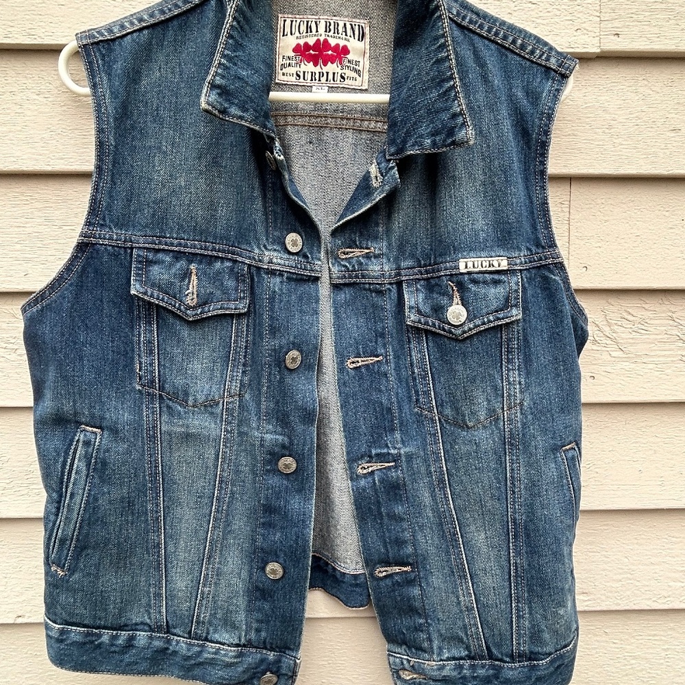 Lucky Brand denim vest. Size XL.